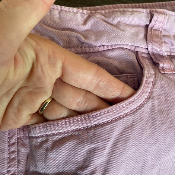 $3/15. Loft by Ann Taylor, ladies pink short shorts in size 25. - Picture 8 of 10